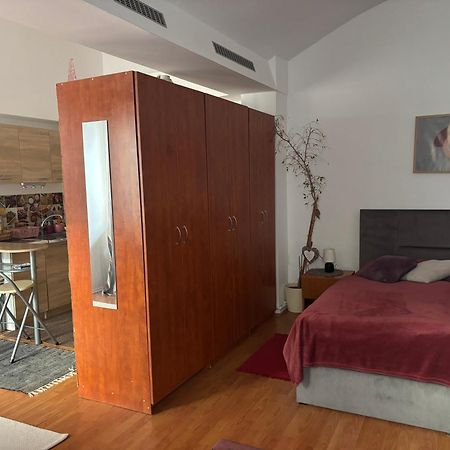 Apartment Ela Centre Kosice Luaran gambar